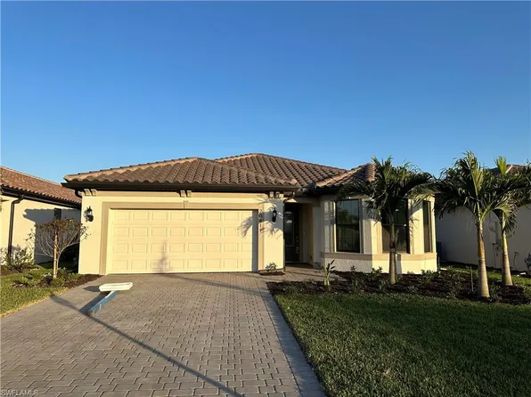 20411 PEBBLE GLEN DR, ESTERO, FL 33928