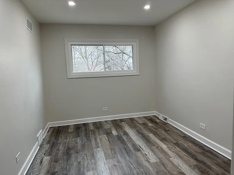 Upstairs bedroom #1