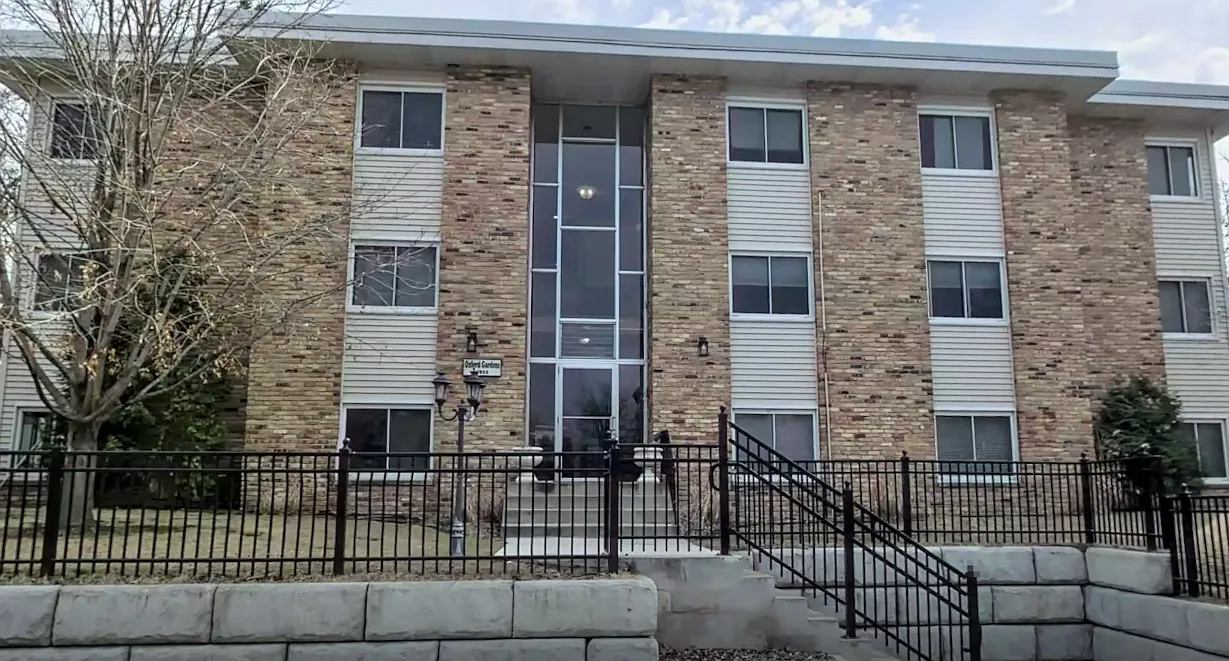 1 bed, 700 sqft, $1,200 — Photo 1