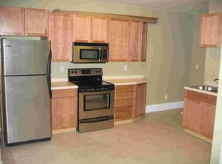 1270 Seminary Ave UNIT LOWR, Saint Paul, MN 55104