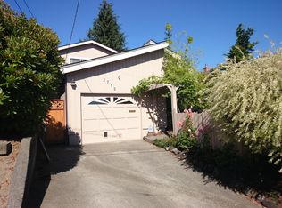 2713 2nd Ave N, Seattle, WA 98109