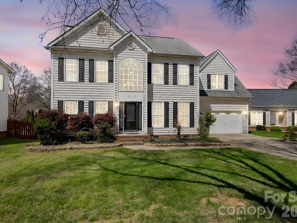 1st image of 10413 Friarsgate Rd