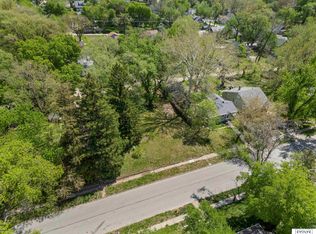 4729 N 38th St, Omaha, NE 68111