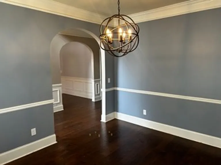 623 Meadow Grass Ln — Photo 3