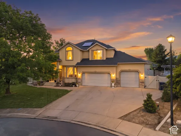 1425 N Manila Ct W, Pleasant Grove, UT 84062