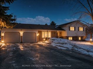 54 Foyston Park Cir, Springwater, ON L9X0A1