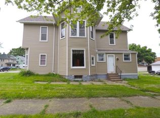 2739 7th Ave, Rock Island, IL 61201