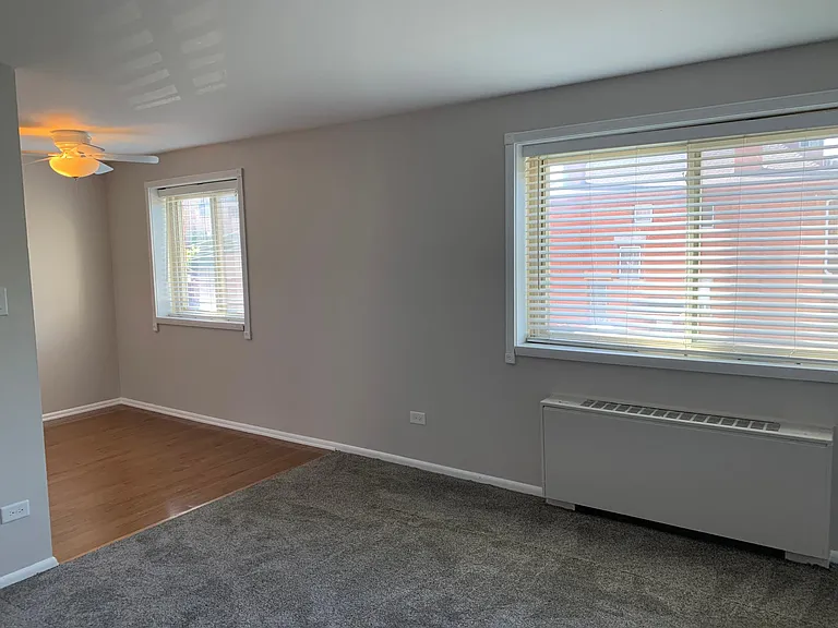 1260 York St #301 — Photo 12