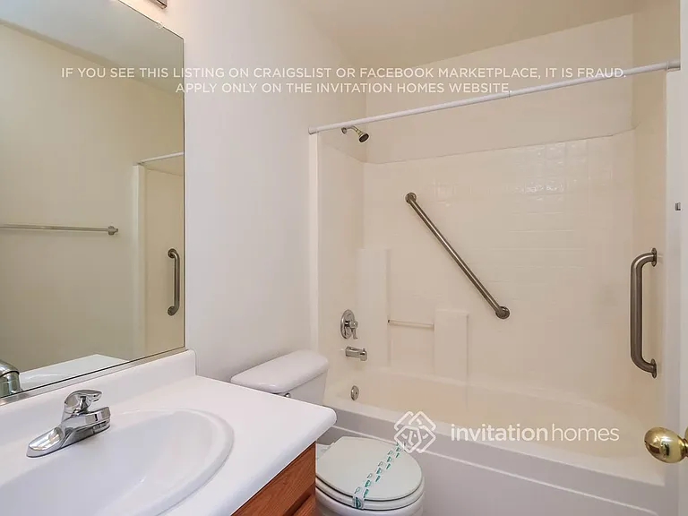 11013 W Augusta Ave — Photo 12