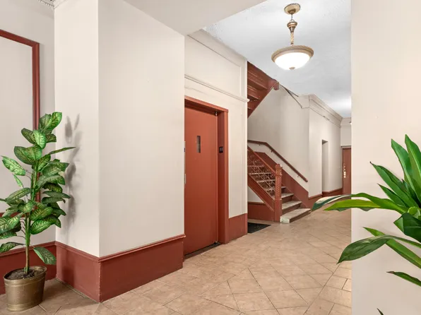 15 Fort Washington Avenue image 7 of 8