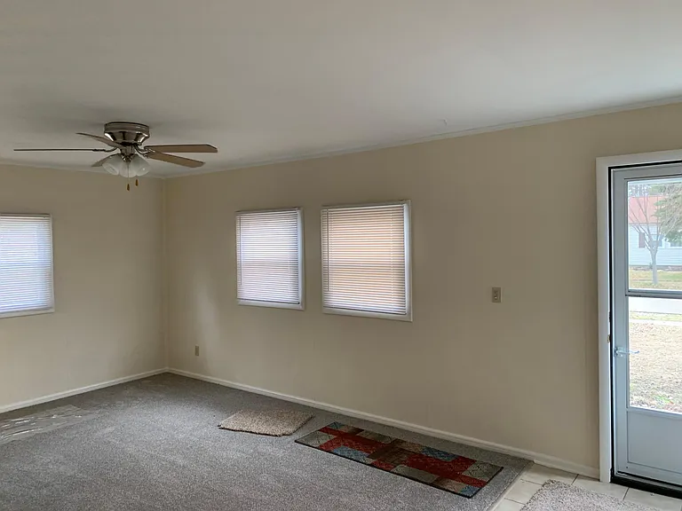 502 W Park Blvd — Photo 2