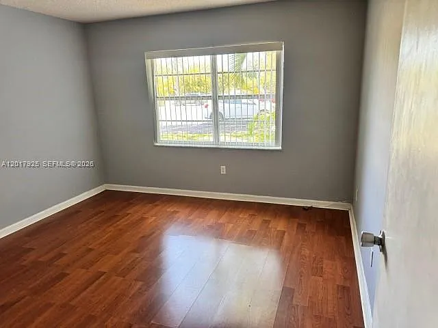 380 E Laurel Dr #4D — Photo 10