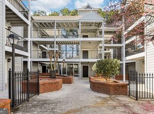 307 Granville Ct Unit 307, Atlanta, GA
