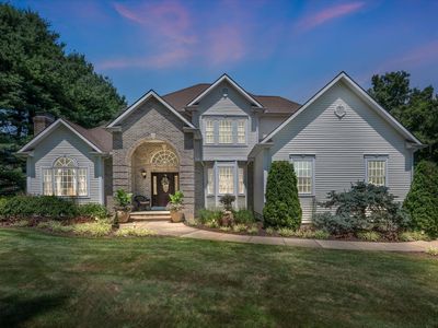9 Hamilton Court, North Haven, CT, 06473