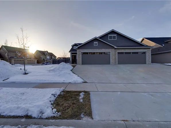 3217 Yankee Tank Ln, Lawrence, KS 66047