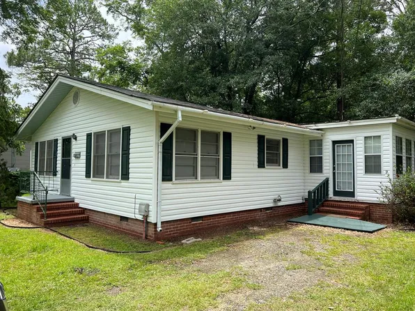 608 Walker St, Douglas, GA 31533
