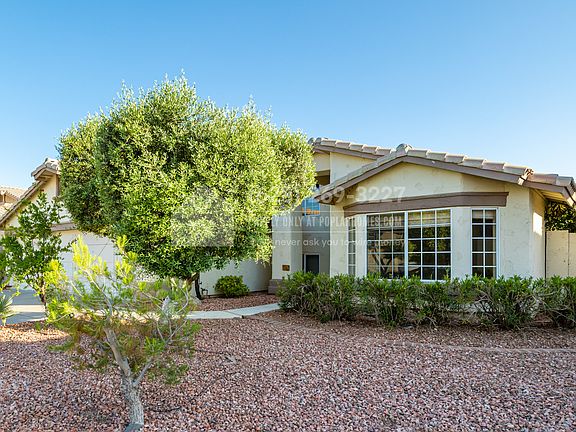 2nd image of 2705 E Verbena Dr