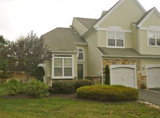 206 Leeds Ct, New Hope, PA 18938
