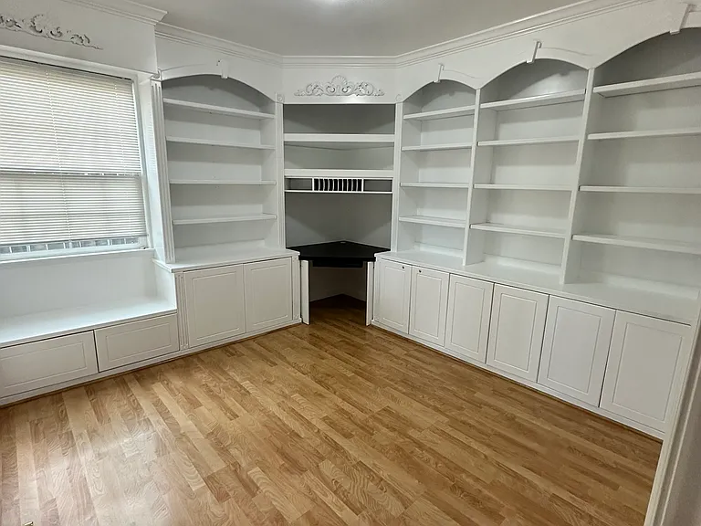 5753 W Bedford Ave — Photo 7