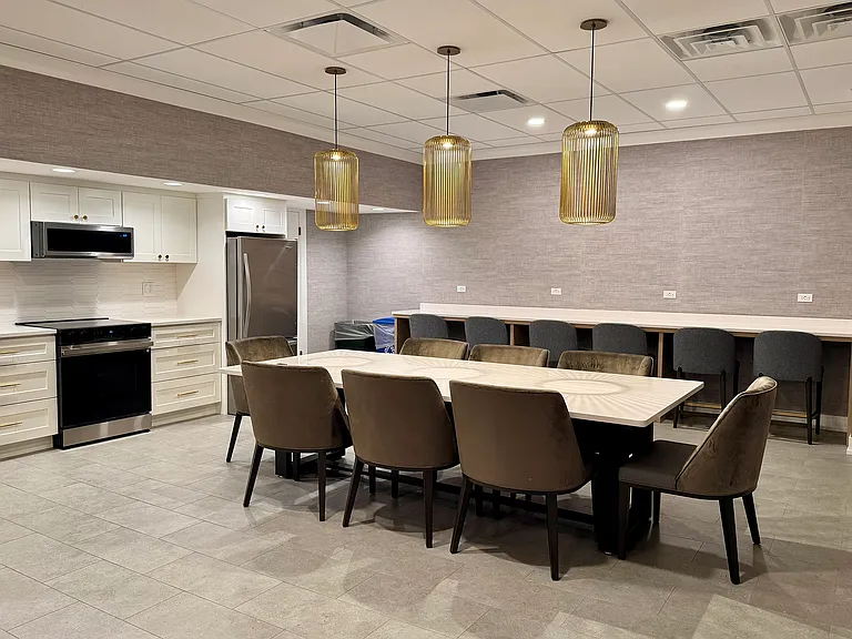 5100 N Marine Dr #8E — Photo 19