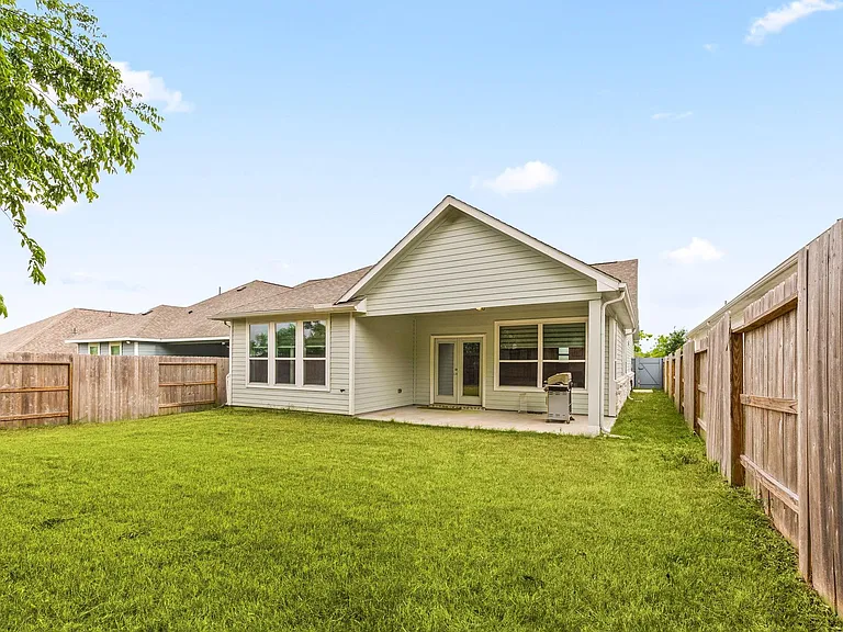 33142 School Hill Rd — Photo 26