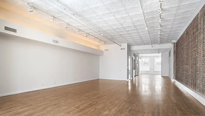 Rented by Meisel Real Estate | media 32