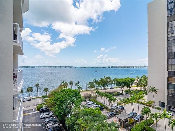 5th image of 1440 Brickell Bay Dr APT 808