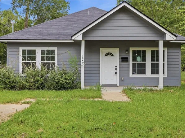 3240 Lampassas St, Beaumont, TX 77703
