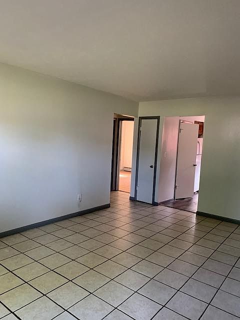 1st image of 3976 S Schenley Ave APT 1