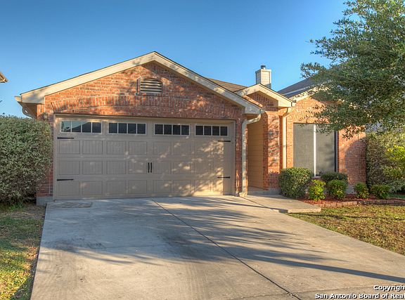 2nd image of 514 Zapata Cir