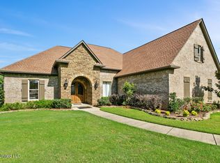 134 Lake Ridge Dr, Madison, MS 39110