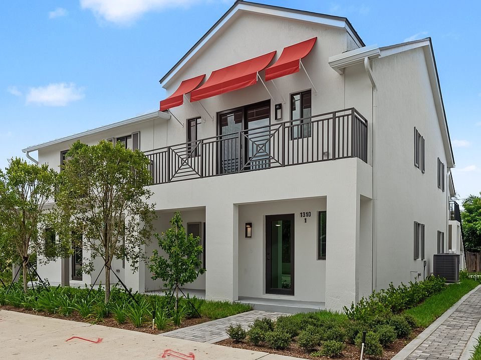 1st image of 1310 Lake Ave #4