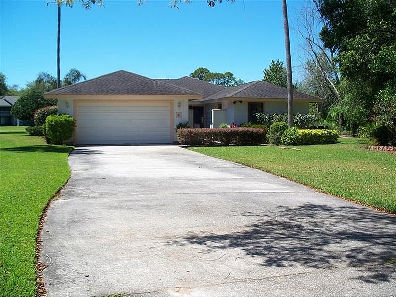 1st image of 2 Grenewood Ln