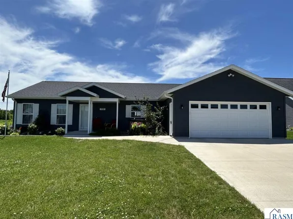 1108 11th Ave SE, Waseca, MN 56093