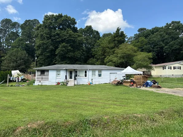 302 Rooks Rd, Winder, GA 30680
