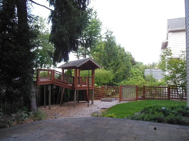 1119 Oak St — Photo 25