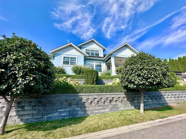 3121 Thacker Dr #4, West Kelowna, BC V1Z 1X6