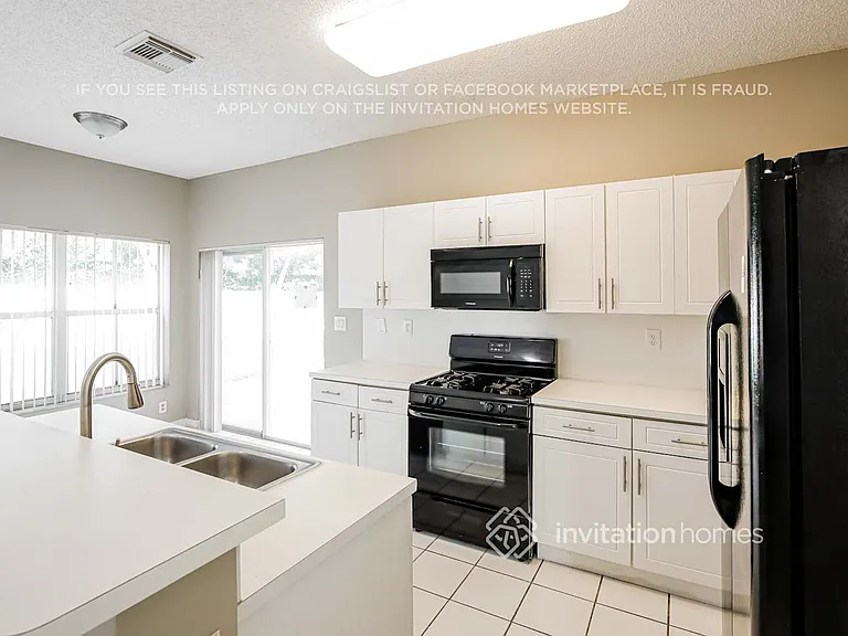 4415 SW 153rd Ave — Photo 8