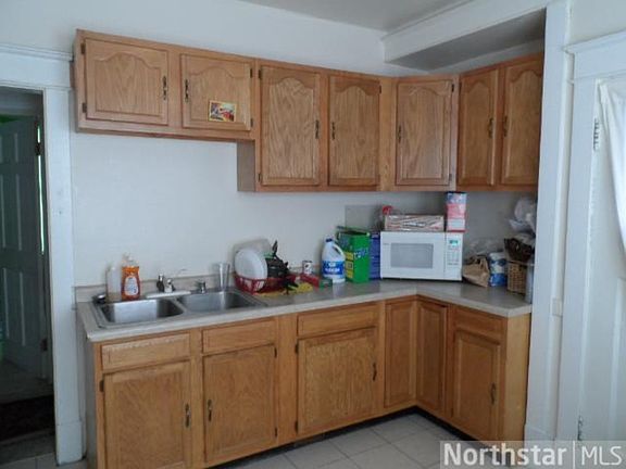 3rd image of 437 3rd Ave S