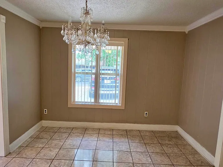 107 Tyler Dr — Photo 4