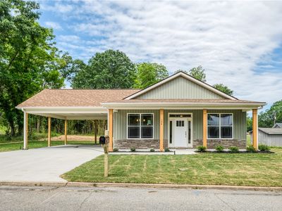 106 North St, Belton, SC, 29627