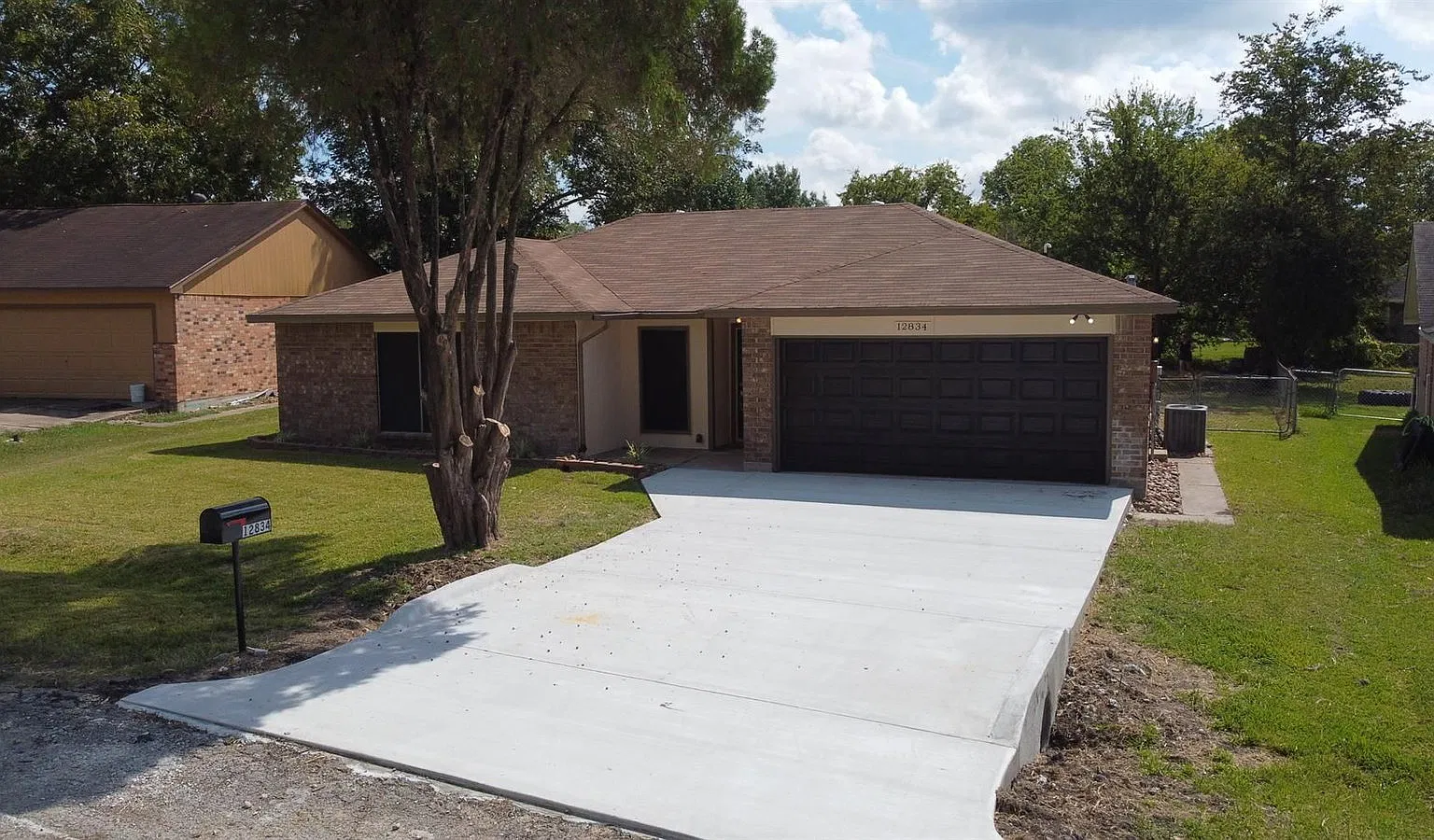 3 bed, 2.0 bath, 1288 sqft, $1,650 — Photo 1