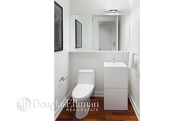 Sold by Douglas Elliman | media 15