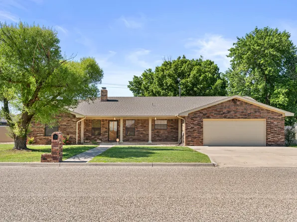 512 E 17th St, Portales, NM 88130
