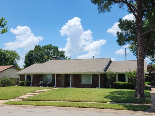 1601 Yarborough Dr, Sherman, TX 75092