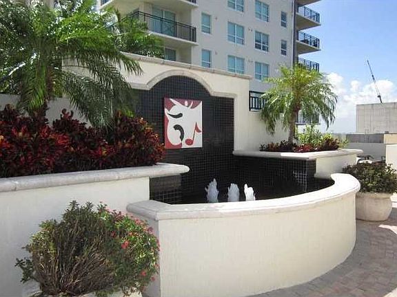 2nd image of 610 W Las Olas Blvd APT 1819N