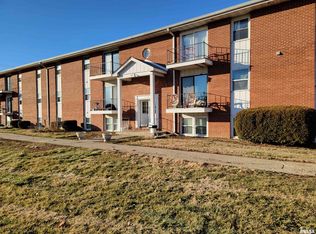 243 S Durkin Dr APT 3, Springfield, IL 62704