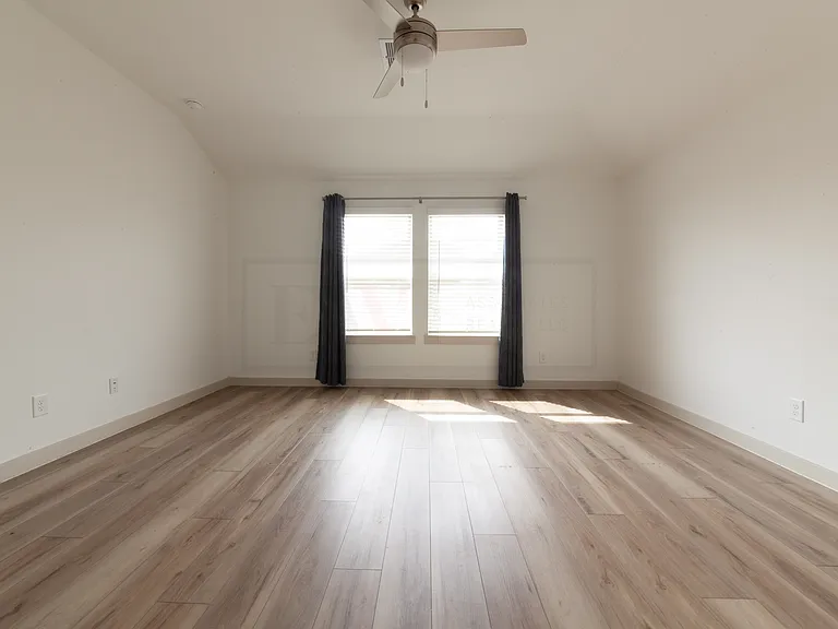 4010 Garver Grove Ln — Photo 28