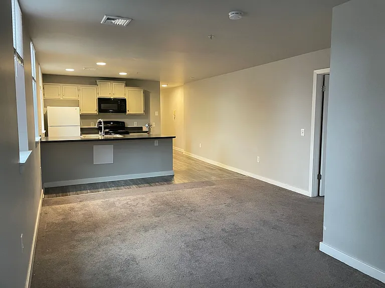 Welcome to Rosenwald Apartments - From Studios to 2 bedrooms Located in Downtown Lancaster! — Photo 29