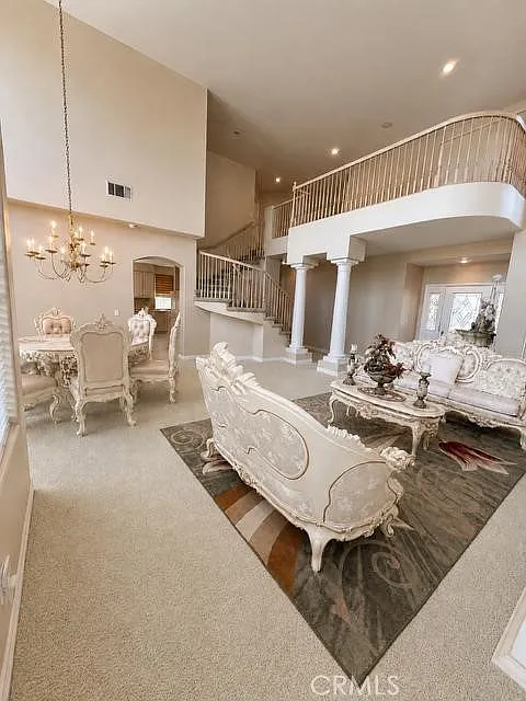 4 bed, 3119 sqft, $6,200 — Photo 4